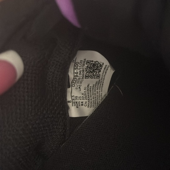 Newest Nike dunks - Picture 11 of 11